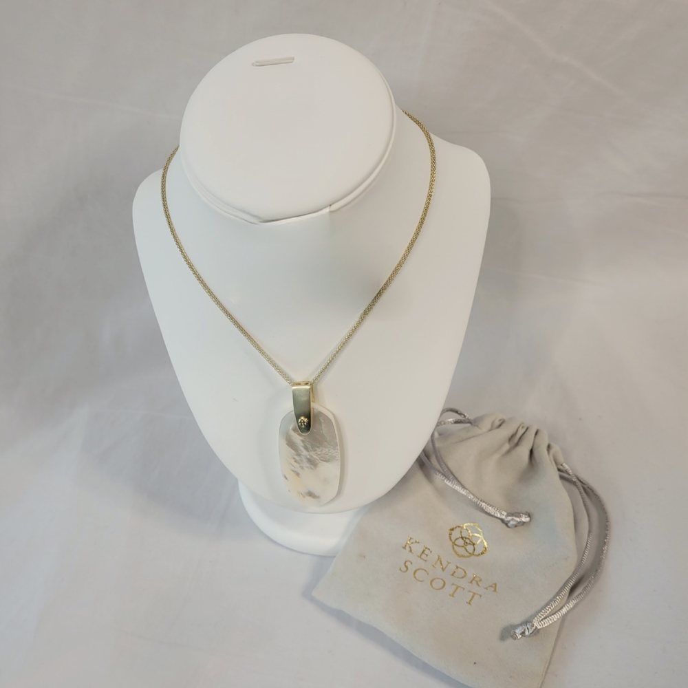 Kendra Scott Gold and White Oval Pendant Necklace - Picture 2 of 8